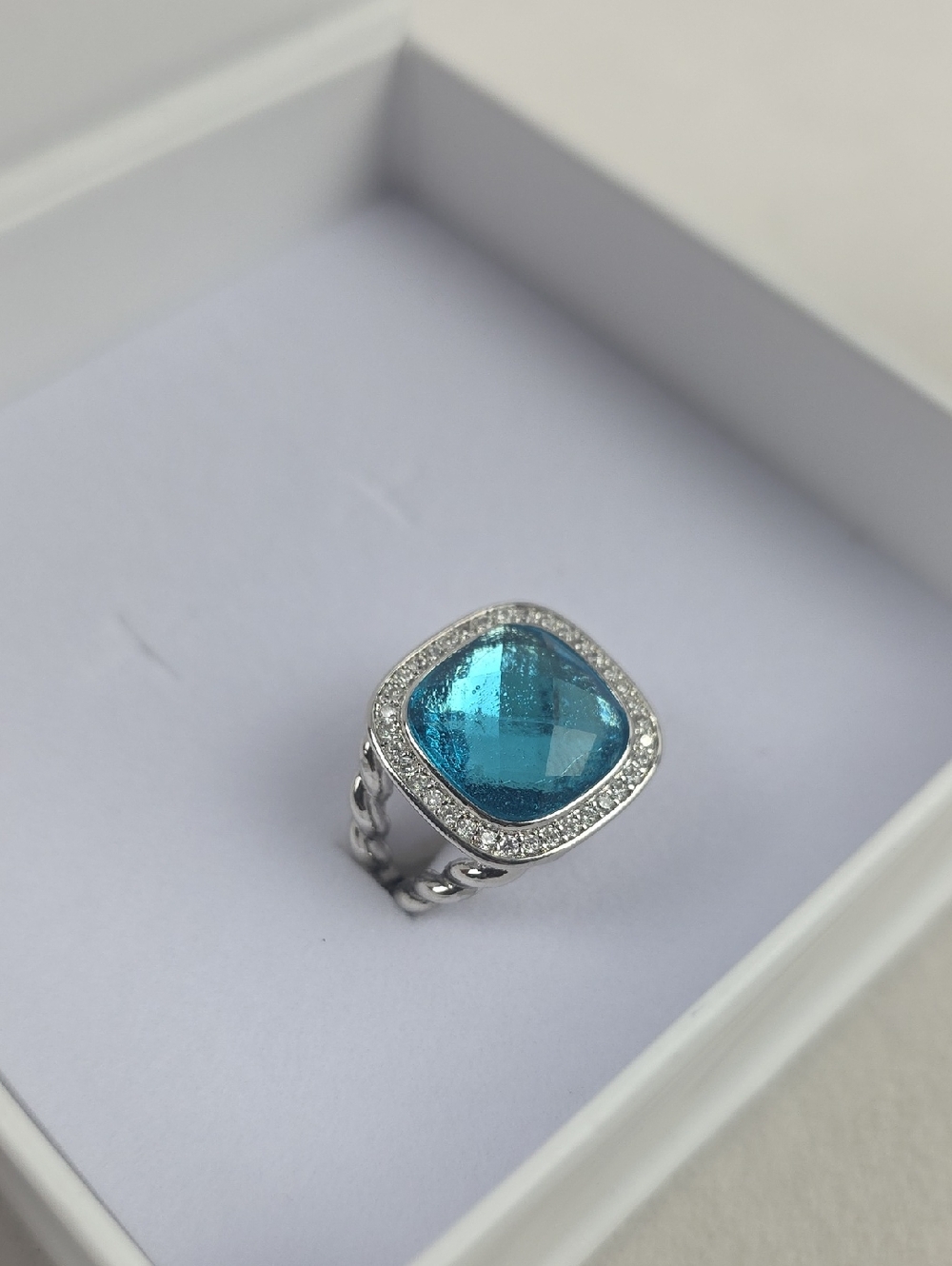 NWT Elegant Blue Gemstone Ring Sterling Silver Size 7.25